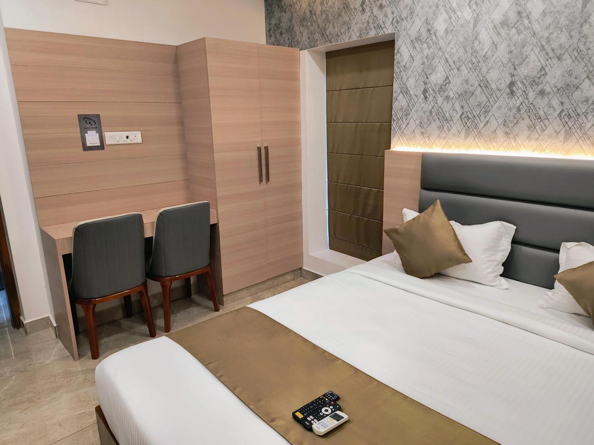 Grand Silver Chennai Exterior photo